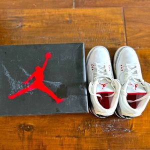 Brand new, never been worn!!